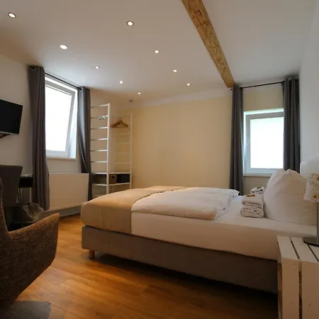 Отель Altes Forsthaus 3*